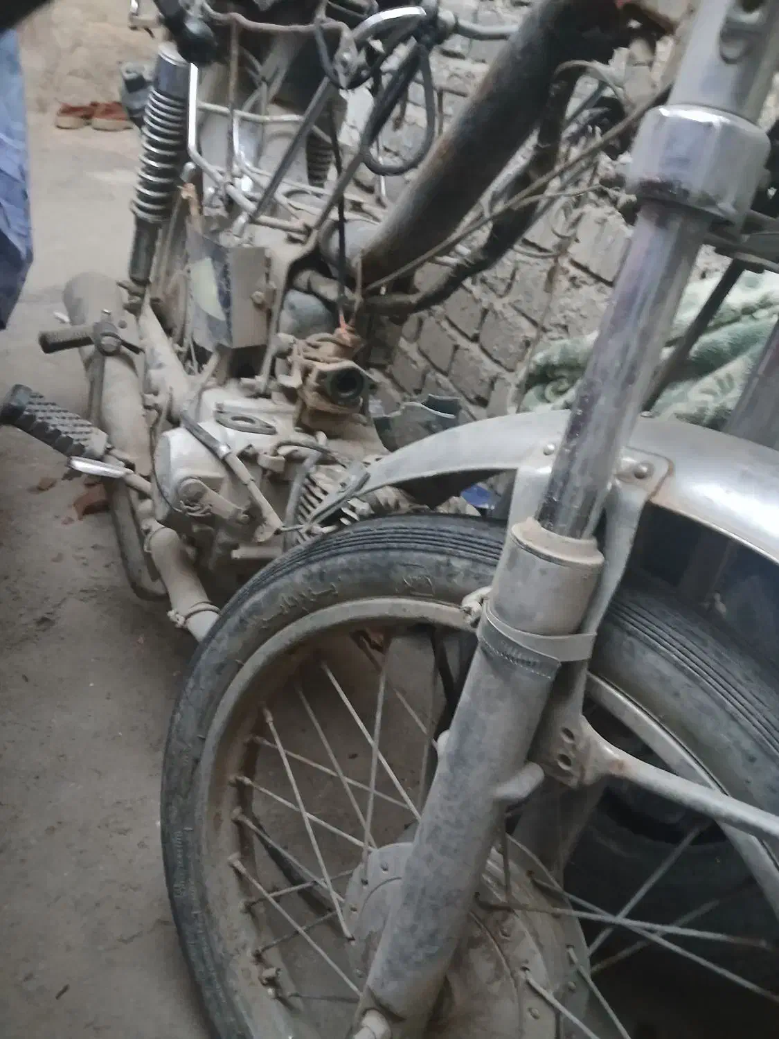 موتور پیش رو مدل۷۰|موتورسیکلت|بجنورد, |دیوار