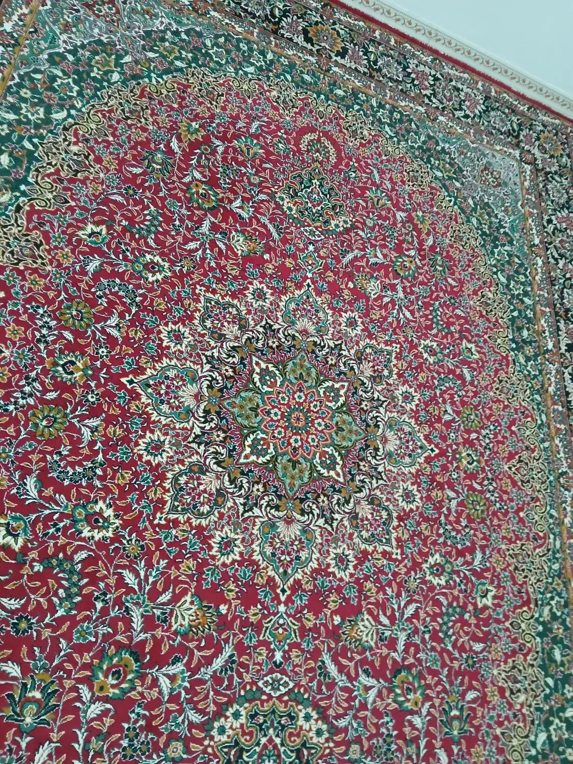دو تخته فرش ریز ماهی زیبا و تمیز|فرش|خرم‌آباد, |دیوار