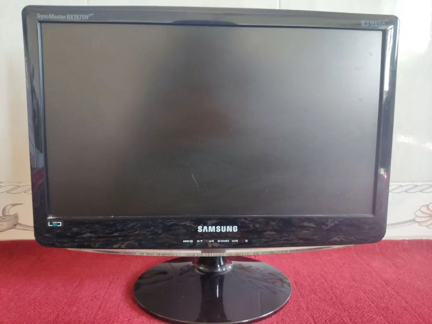 مانیتور سامسونگ|قطعات و لوازم جانبی رایانه|نهاوند, |دیوار