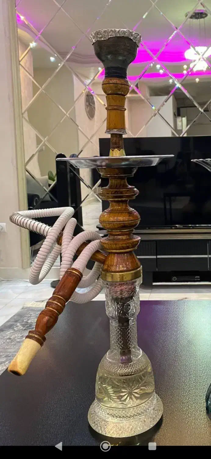 قلیان زرد برنجه کوب|کلکسیون اشیاء عتیقه|ایلام, |دیوار