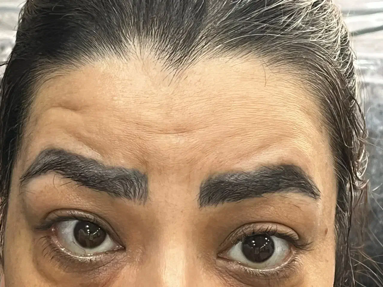 ترمیم ابروهای تیره وبدرنگ به ابروی روشن وماندگار|خدمات آرایشگری و زیبایی|اهواز, شریعتی جنوبی|دیوار