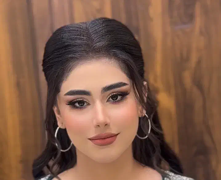 زیباجان بامتریال عالی وباکیفیت بدرخش|خدمات آرایشگری و زیبایی|نیشابور, هفده شهریور|دیوار