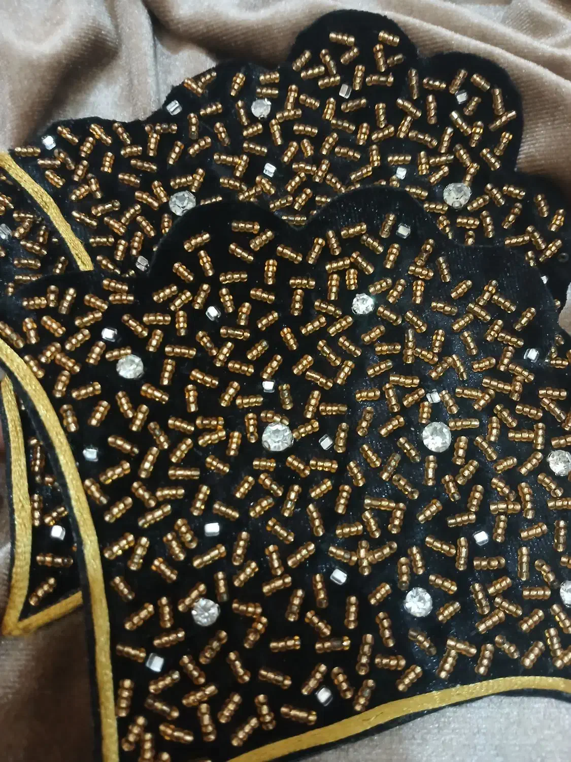 جواهر دوزی|لباس|بوشهر, |دیوار