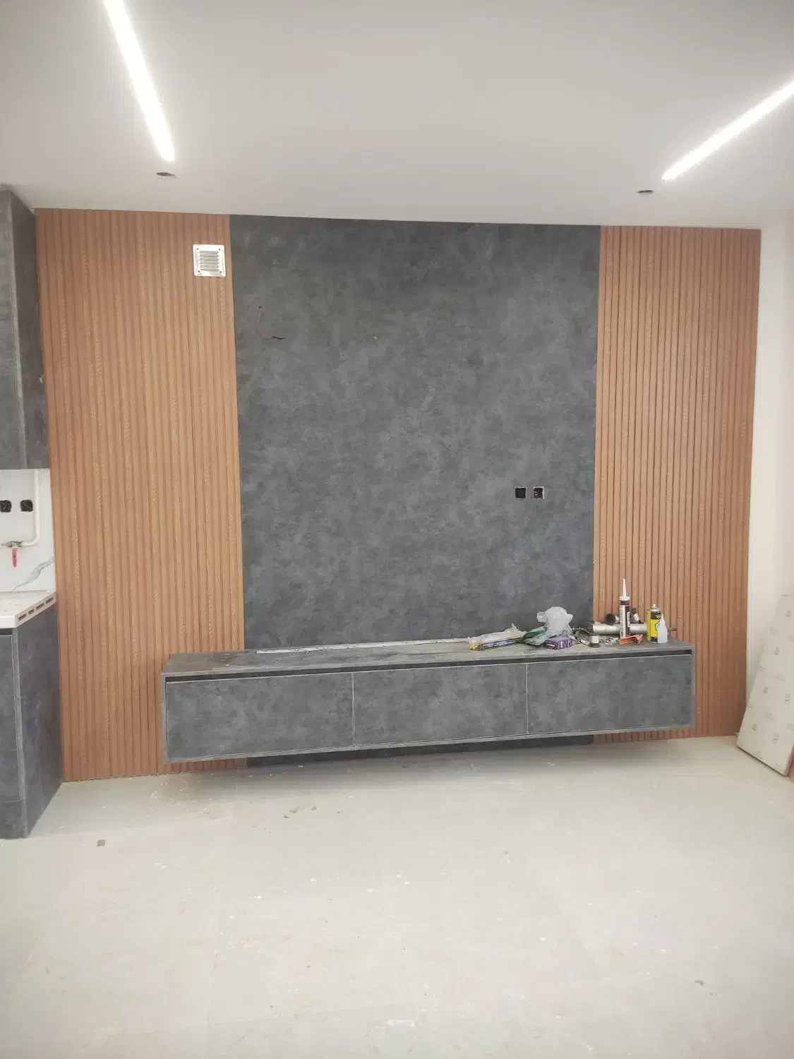 کمک نصب کابینت|استخدام صنعتی، فنی، مهندسی|یزد, |دیوار