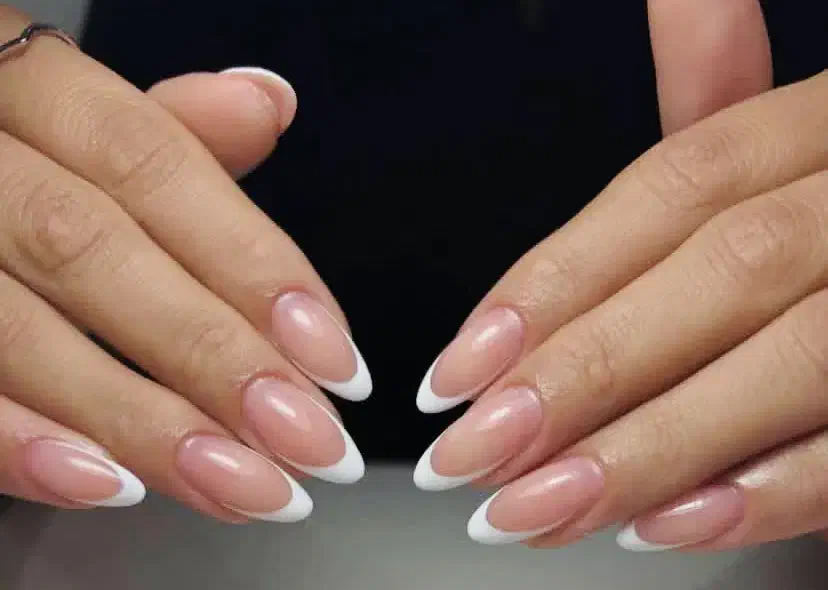 خدمات کاشت ناخن و ترمیم ناخن|خدمات آرایشگری و زیبایی|شاهین‌شهر, عطار|دیوار