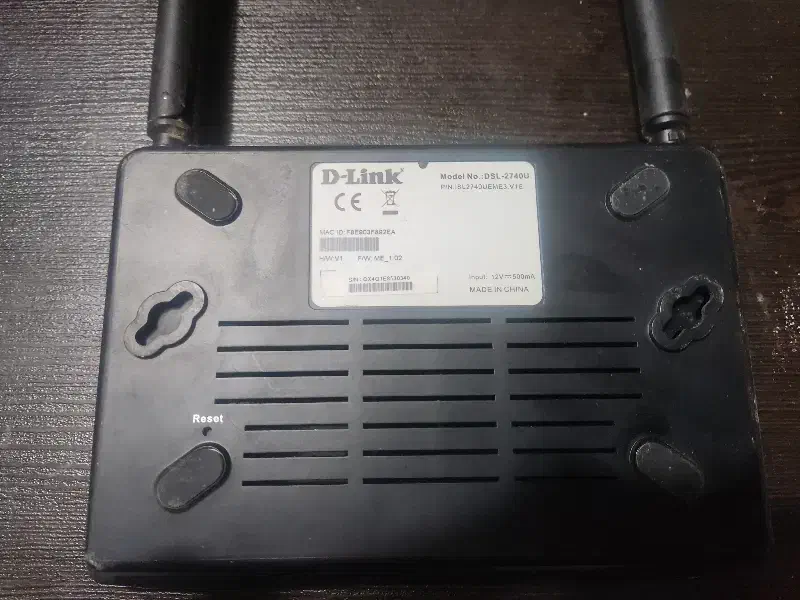 مودم D-link تمیز و نو همراه همه وسایل|مودم و تجهیزات شبکه|بوشهر, |دیوار