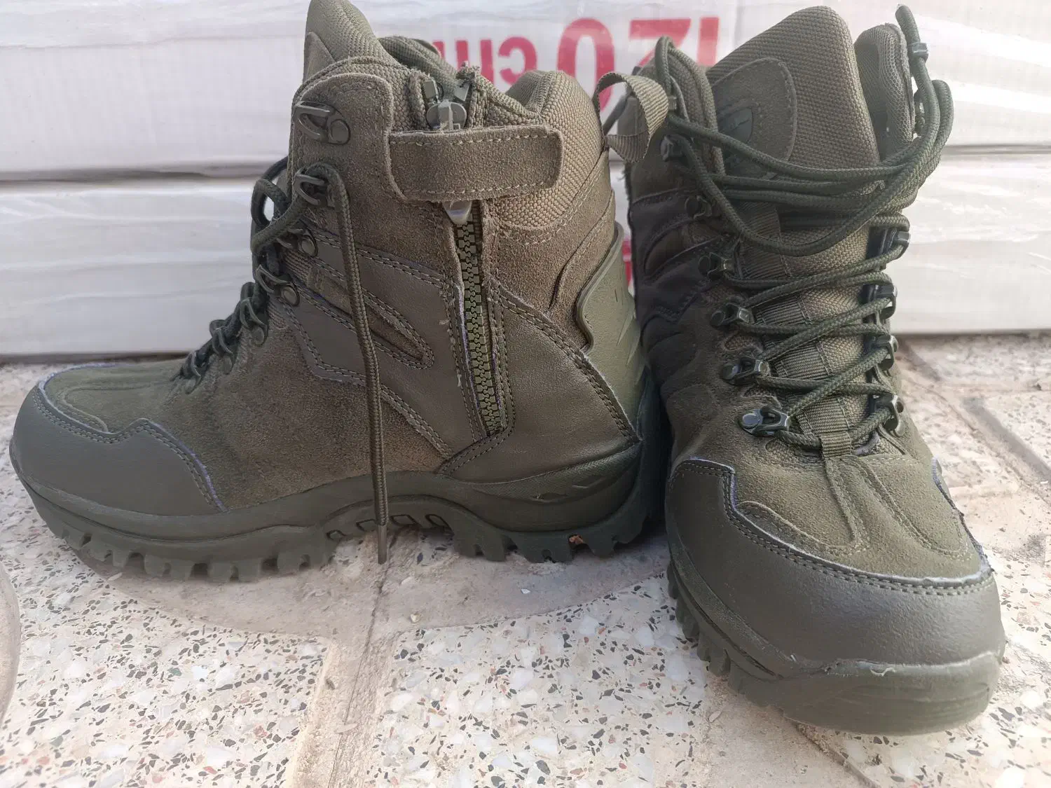 پوتین رافائل|کیف، کفش، کمربند|زنجان, |دیوار