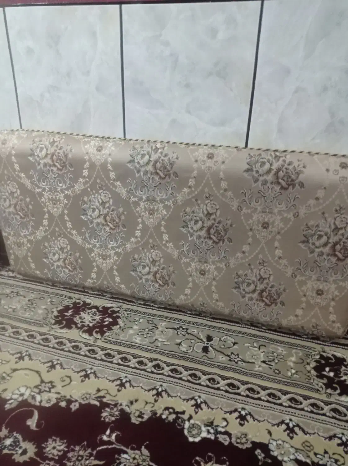 پشتی|پشتی|خرمآباد, |دیوار