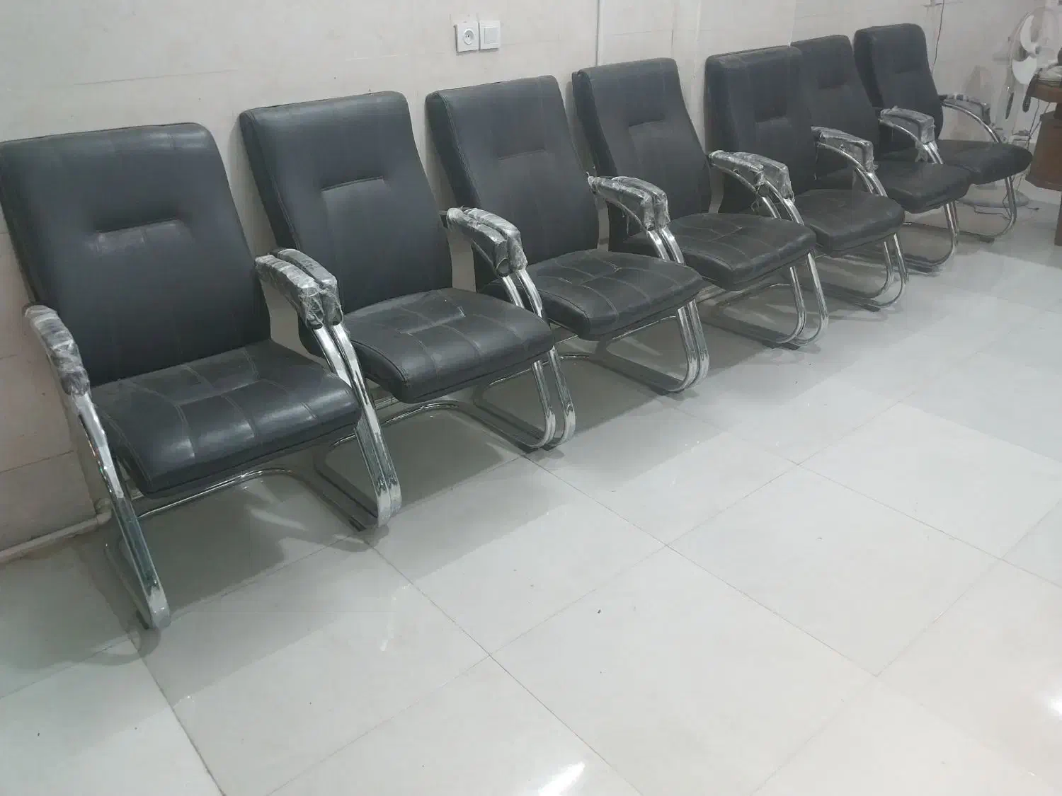 صندلی مارک اصلی|صندلی و نیمکت|مشهد, پورسینا|دیوار