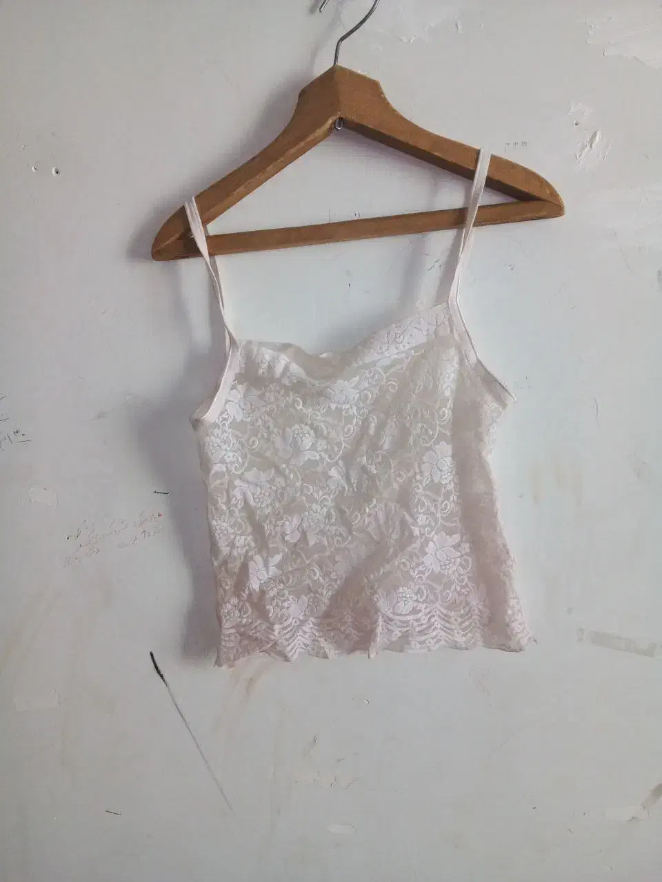 تاپ نیم تنه|لباس|کرمانشاه, |دیوار