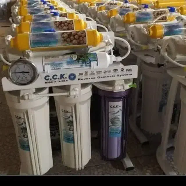 تصفیه آب شاسی فلز پمپ و ترانس حک تایوان|آب‌سردکن و تصفیه آب|همدان, |دیوار