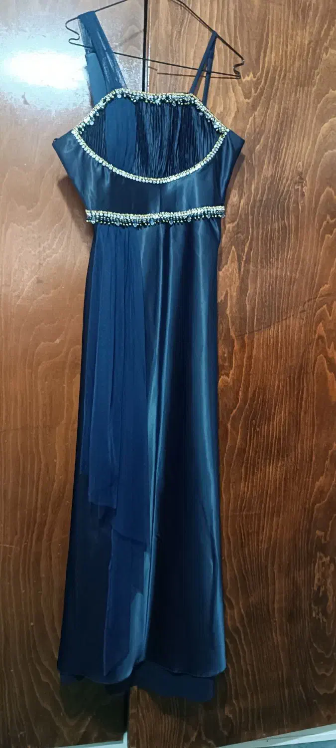 وسایل شخصی|لباس|گنبد کاووس, |دیوار