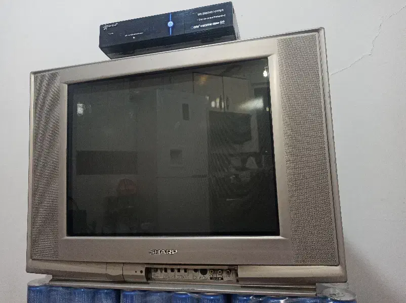 تلوزیون شارپ 21 اینچ|تلویزیون و پروژکتور|تهران, هفت چنار|دیوار