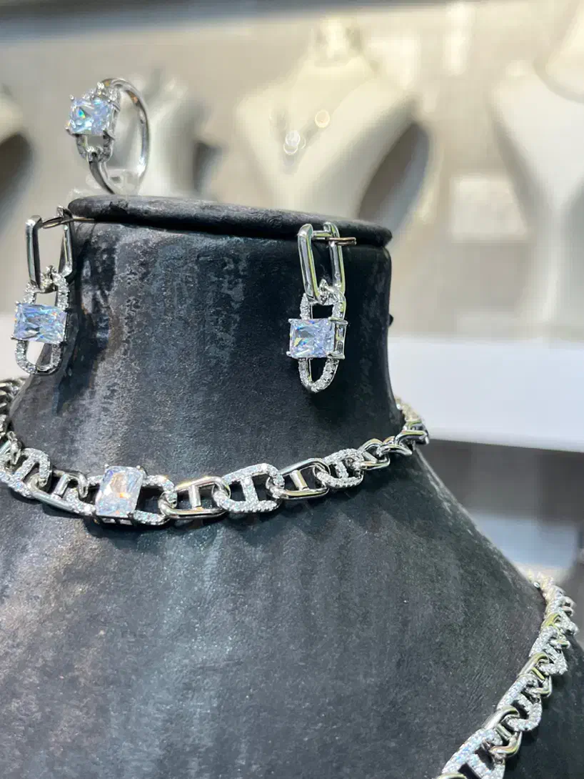 سرویس عروس / نقره / روز زن / روز مادر/ جواهر نقره|جواهرات|یزد, |دیوار