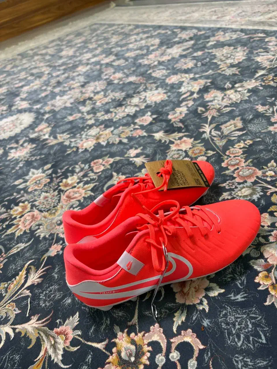 استوک|ورزش‌های توپی|مهاجران, |دیوار