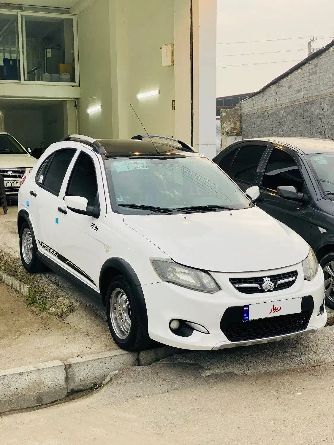 کوییک R مدل ۹۹ درجه یک|خودرو سواری و وانت|فریدون‌کنار, |دیوار