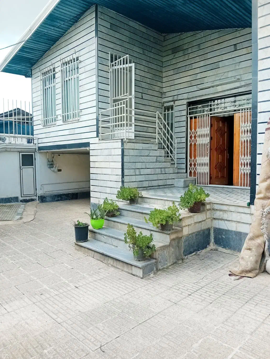 ویلایی۲۸۰متر مستقل خ تهران|اجارهٔ خانه و ویلا|قائمشهر, |دیوار