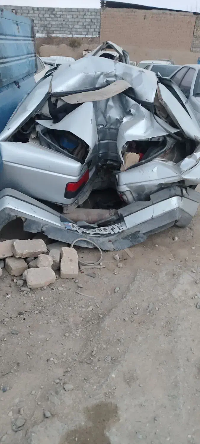 پژو تصادفی|خودرو سواری و وانت|اراک, |دیوار