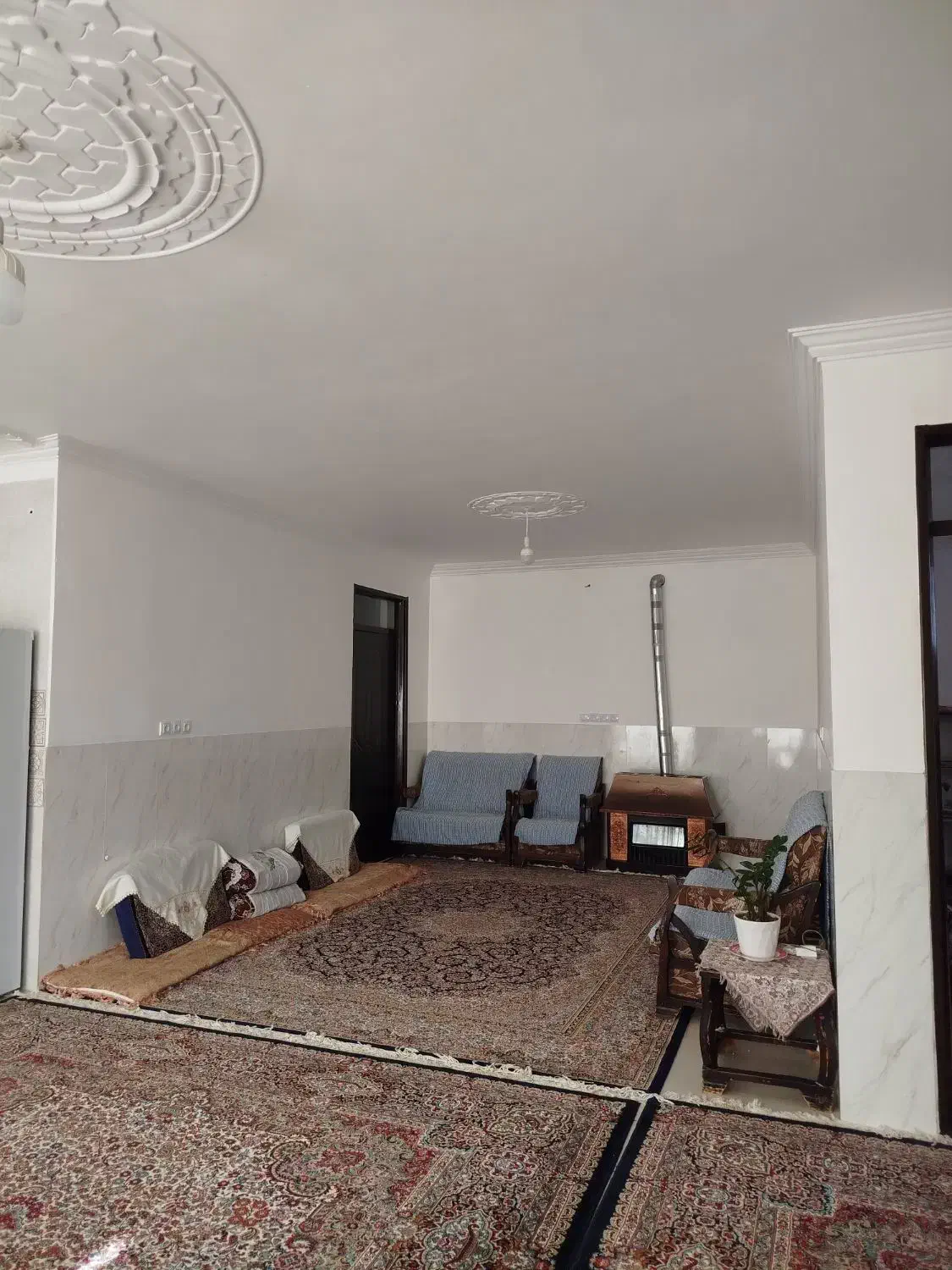 خانه فروشی دوطبقه محله مخلص اباد|فروش خانه و ویلا|بردسیر, |دیوار