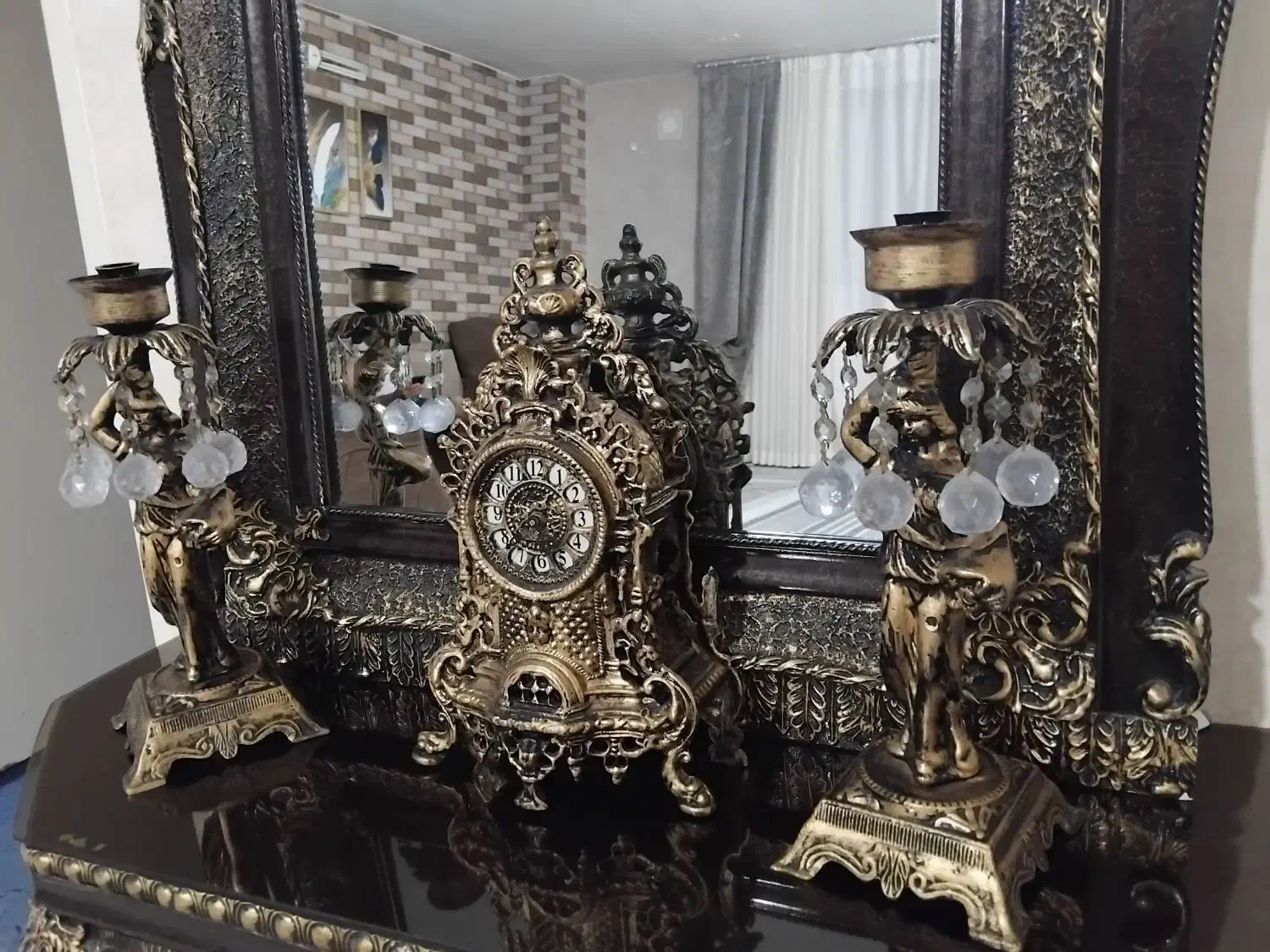 آینه کنسول همراه با شمعدان و ساعت نو|بوفه، ویترین، کنسول|قدس, شهرقدس|دیوار