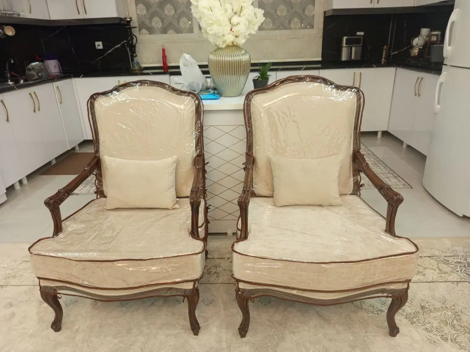 تولیدی کاور مبل افسون|مبلمان خانگی و میز عسلی|نیشابور, شهرک اندیشه|دیوار