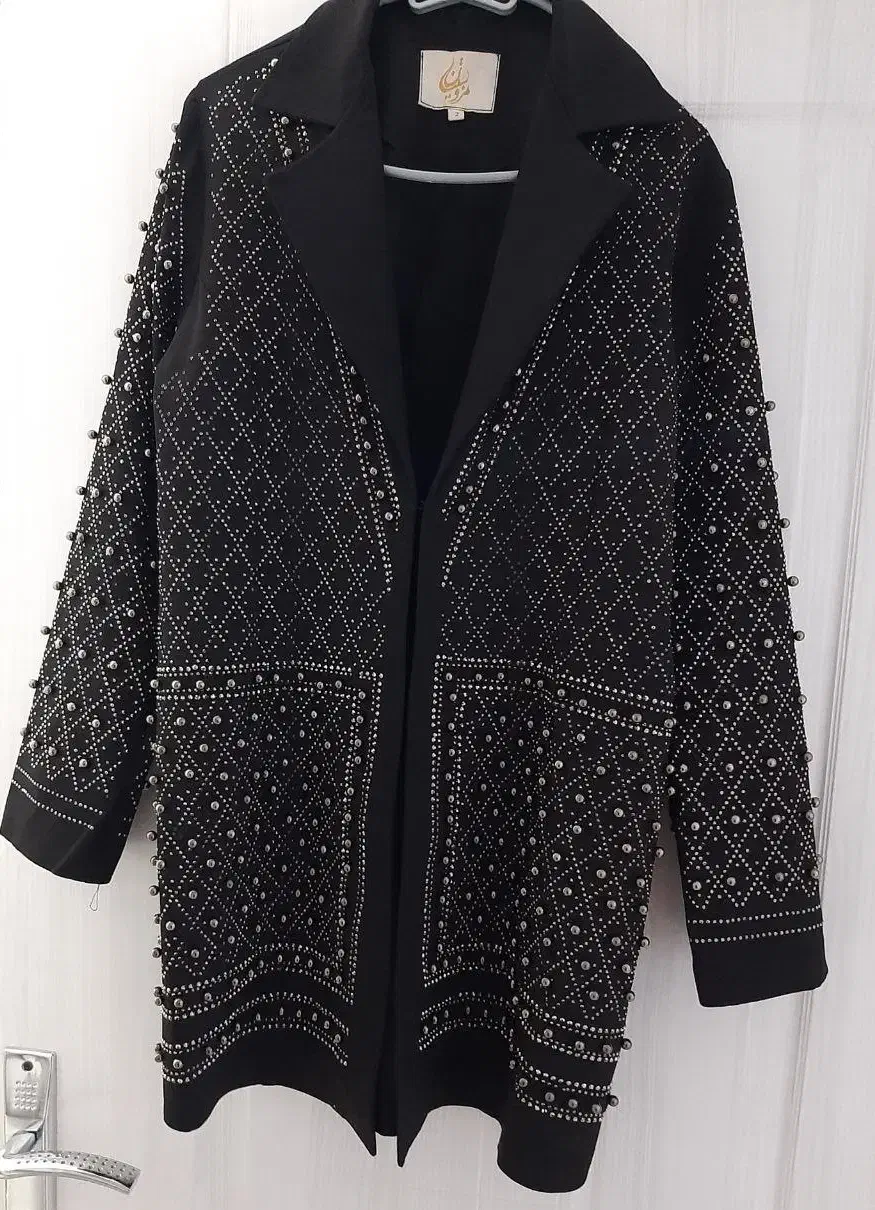 کت مجلسی مزونی|لباس|بومهن, |دیوار