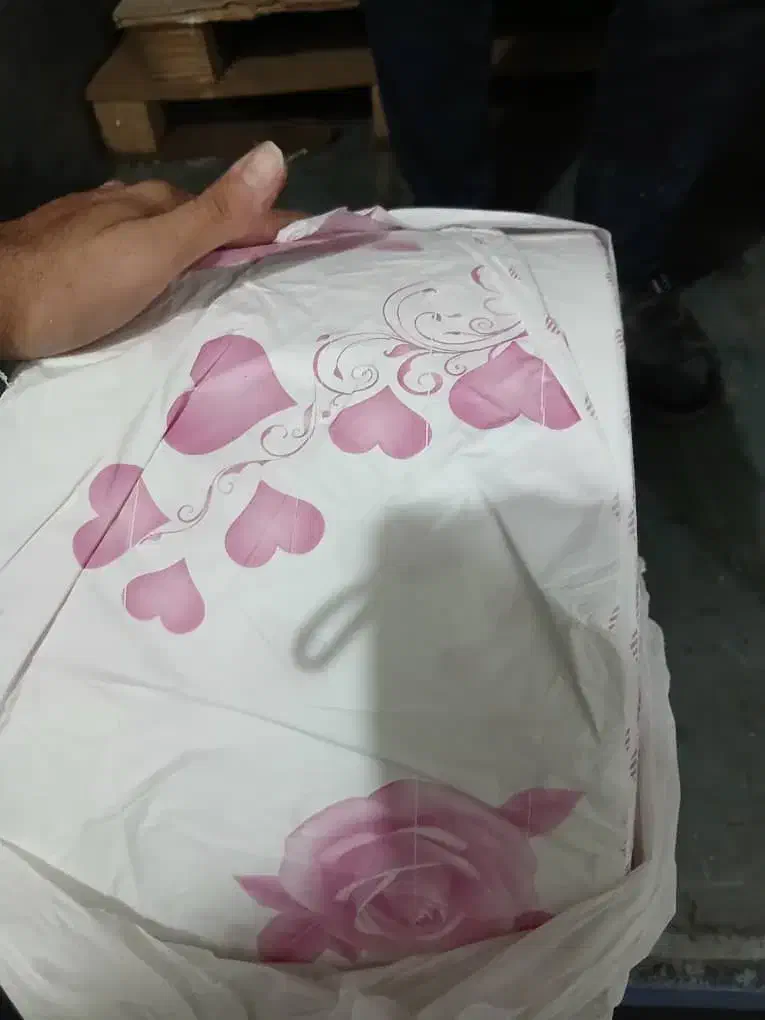 سفره یکبار مصرف|ظروف نگهدارنده، پلاستیکی، یک‌بارمصرف|کوچصفهان, |دیوار