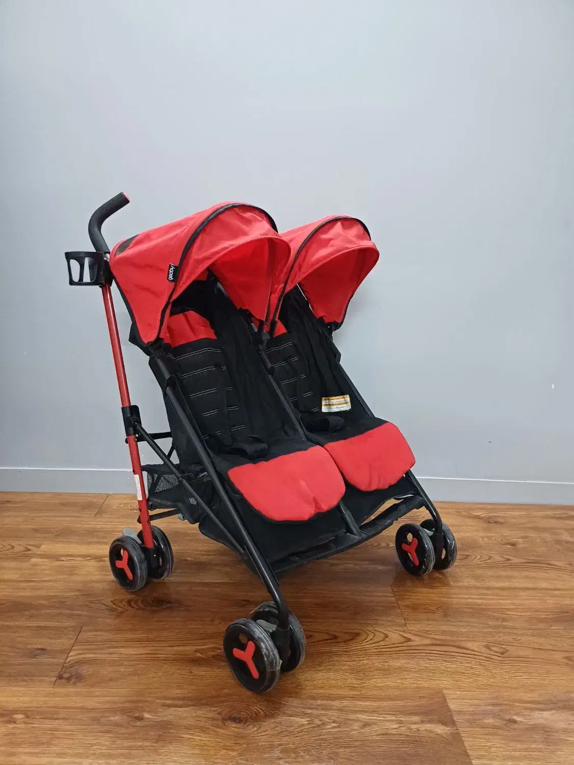 کالسکه دوقلو مسافرتی خارجی|کالسکه و لوازم جانبی|قم, آذر (نکویی)|دیوار