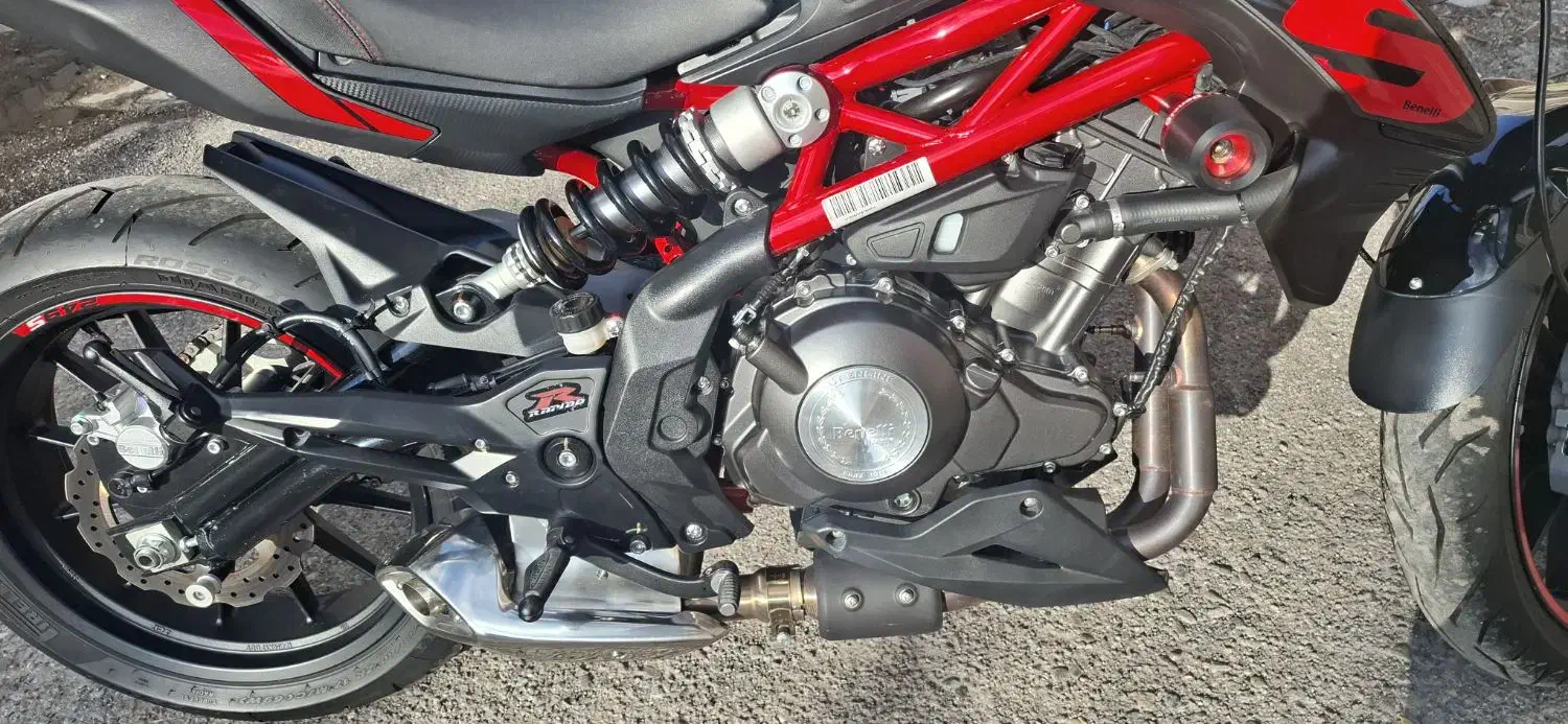 بنلی ۳۰۰ در حد خشک|موتورسیکلت|جویبار, |دیوار