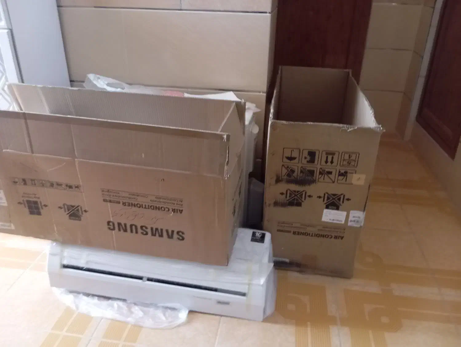 کولر اسپلیت سامسونگ 12000|کولر گازی و فنکوئل|کرمان, |دیوار