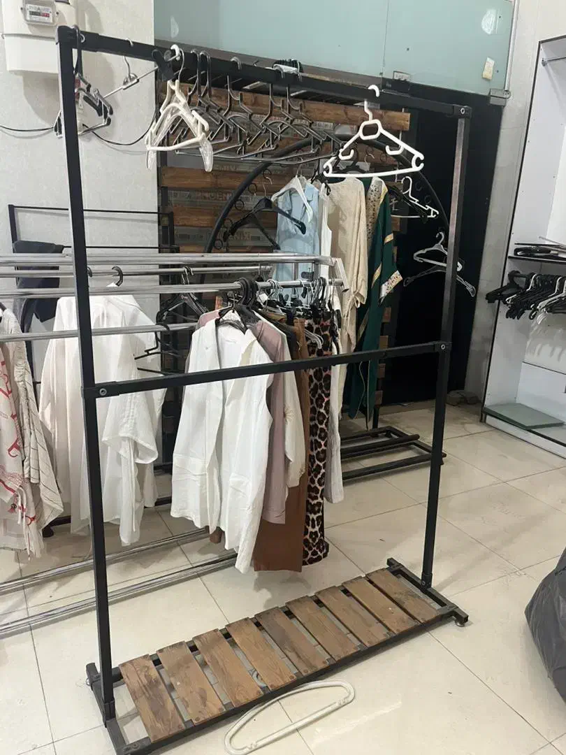 تعدادی ویترین و دکور جهت مزون|فروشگاه و مغازه|اندیشه, شهرک صدف|دیوار