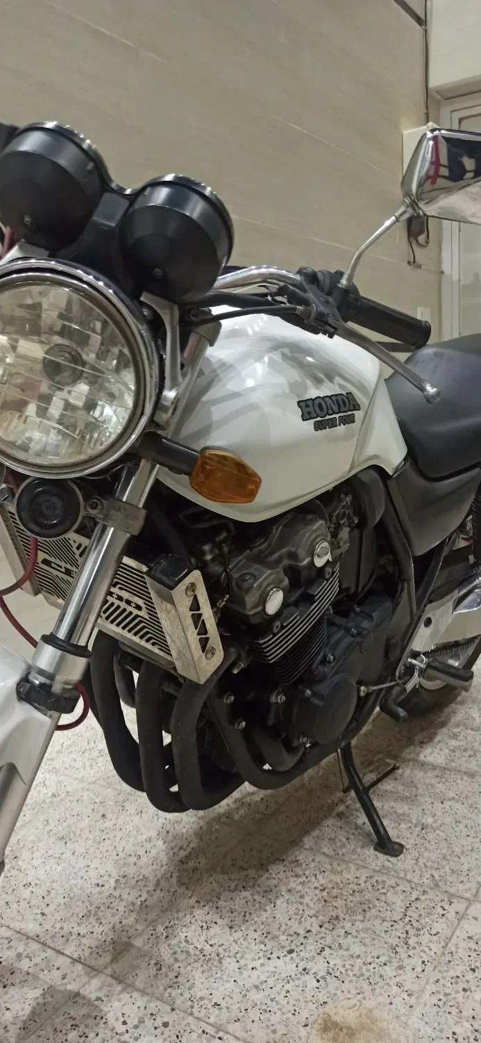 سیبی چهارصد‌هایپر|موتورسیکلت|مشهد, ارشاد|دیوار