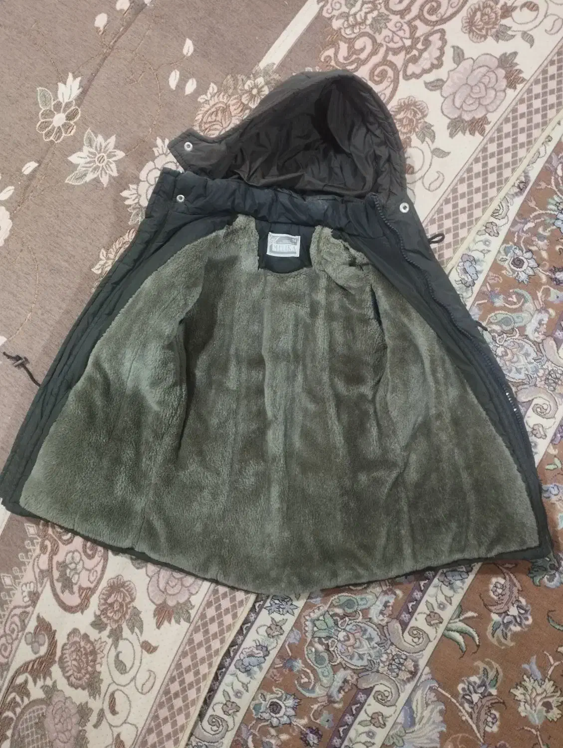 کاپشن|کفش و لباس بچه|پاکدشت, خاتون آباد|دیوار