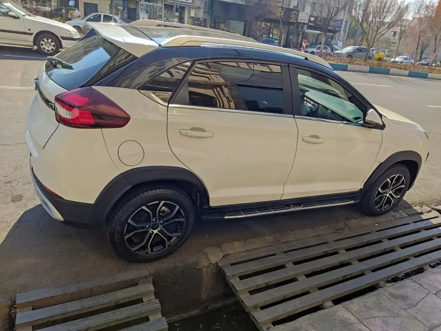 x22pro IE|خودرو سواری و وانت|تهران, نیروی هوایی (پیروزی)|دیوار