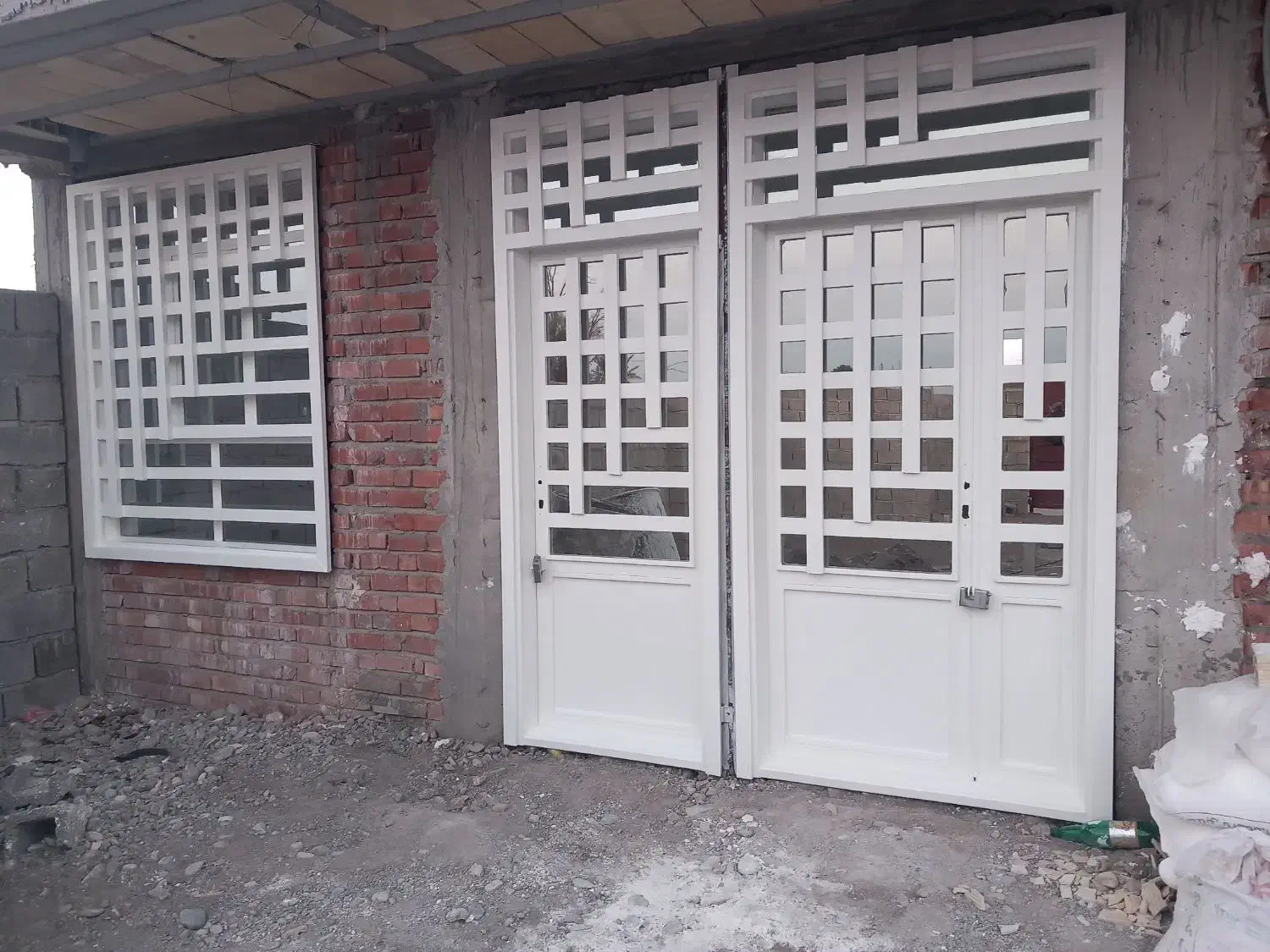 رنگ آمیزی ساختمان|خدمات پیشه و مهارت|جیرفت, |دیوار