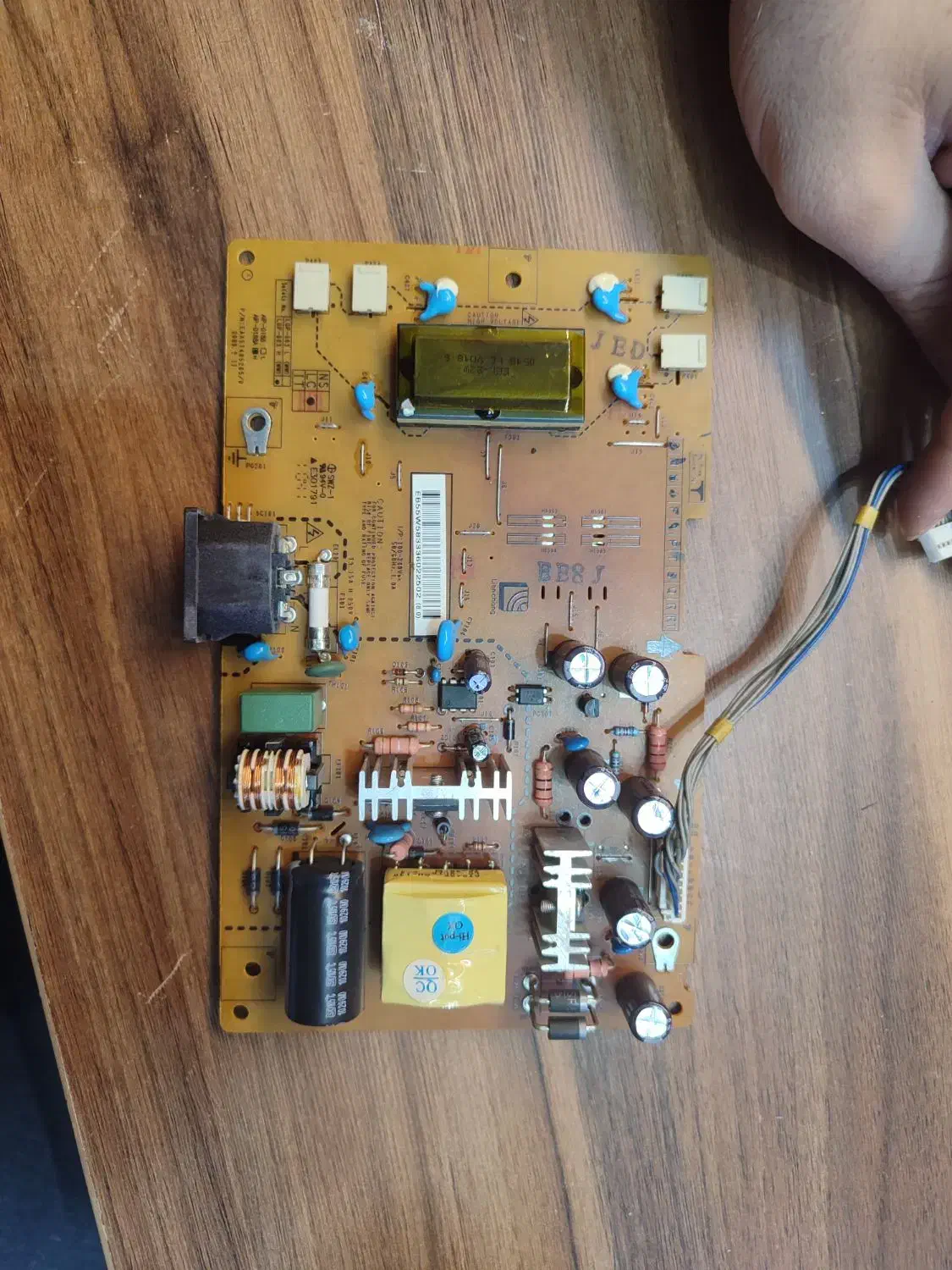 تعمیر انواع لپ تاپ کامپیوتر پاور مانیتور مودم|خدمات رایانهای و موبایل|بناب, |دیوار