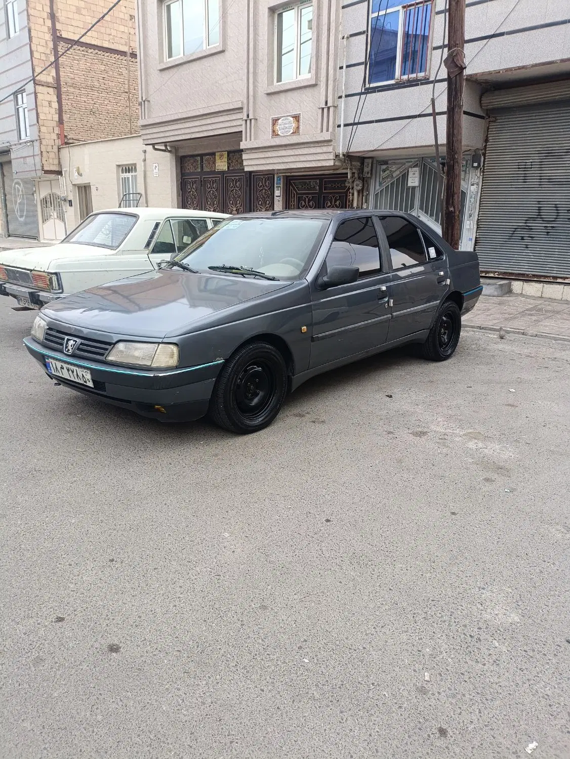 پژو ۴۰۵مدل ۹۴|خودرو سواری و وانت|تهران, شهرک طالقانی|دیوار