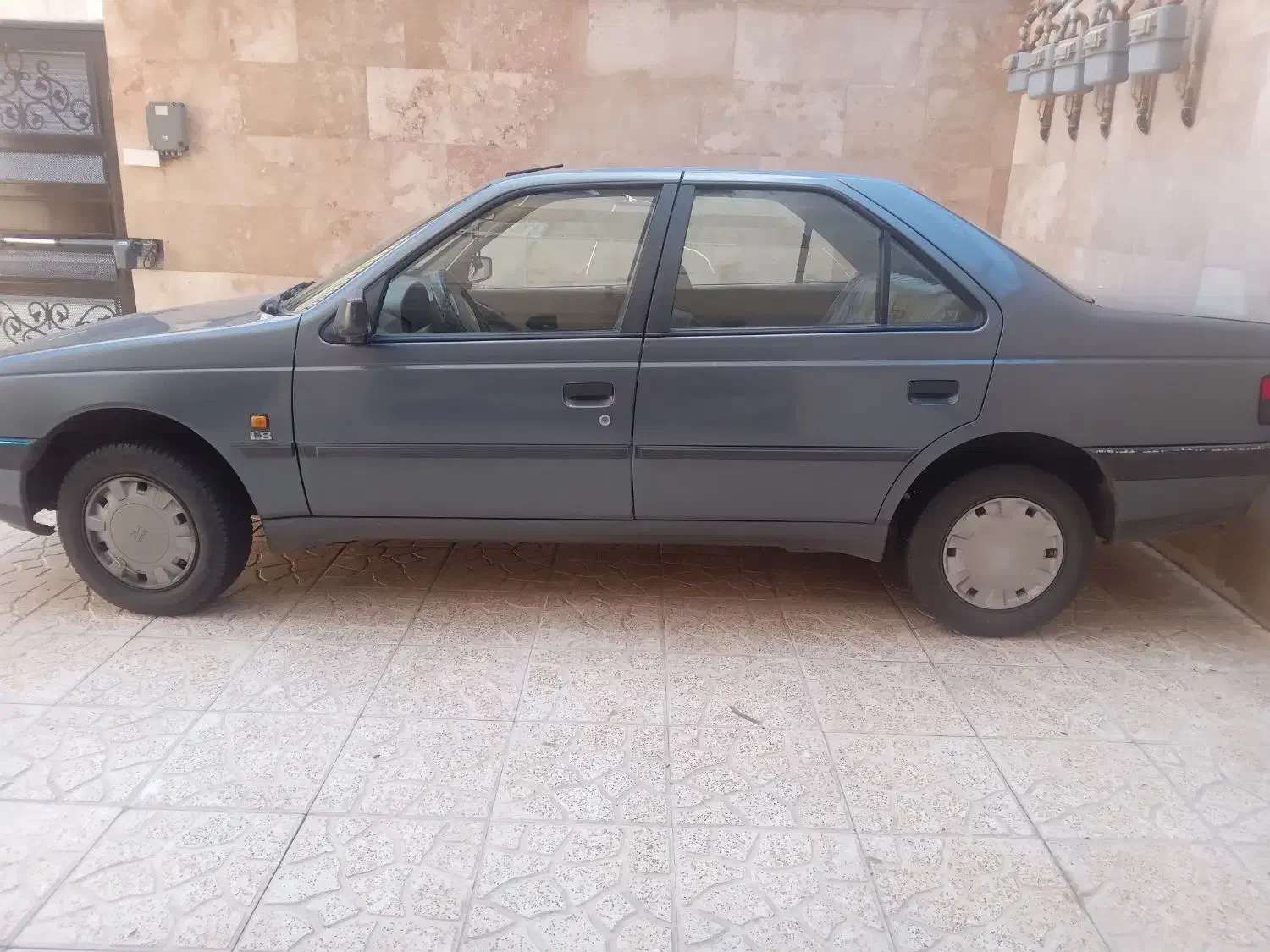 پژو۴۰۵ مدل ۹۴ دورنگ تمیز|خودرو سواری و وانت|قیدار, |دیوار