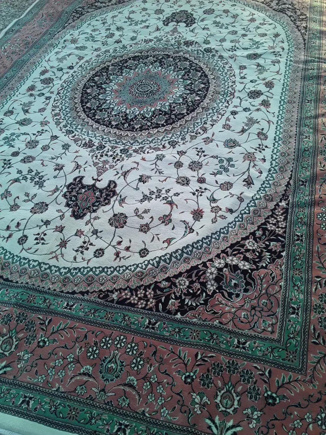 خریدار و فروش فرشهای ماشینی کار کرده|فرش|تهران, امیریه|دیوار