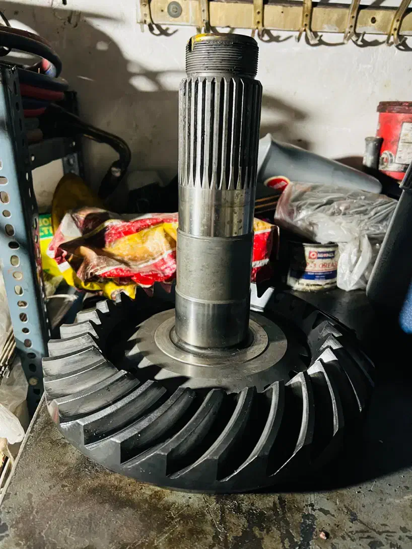 کرانویل پینیون سایز ۱۷ کامیون بنز|قطعات یدکی و لوازم جانبی|کرج, محمد آباد|دیوار