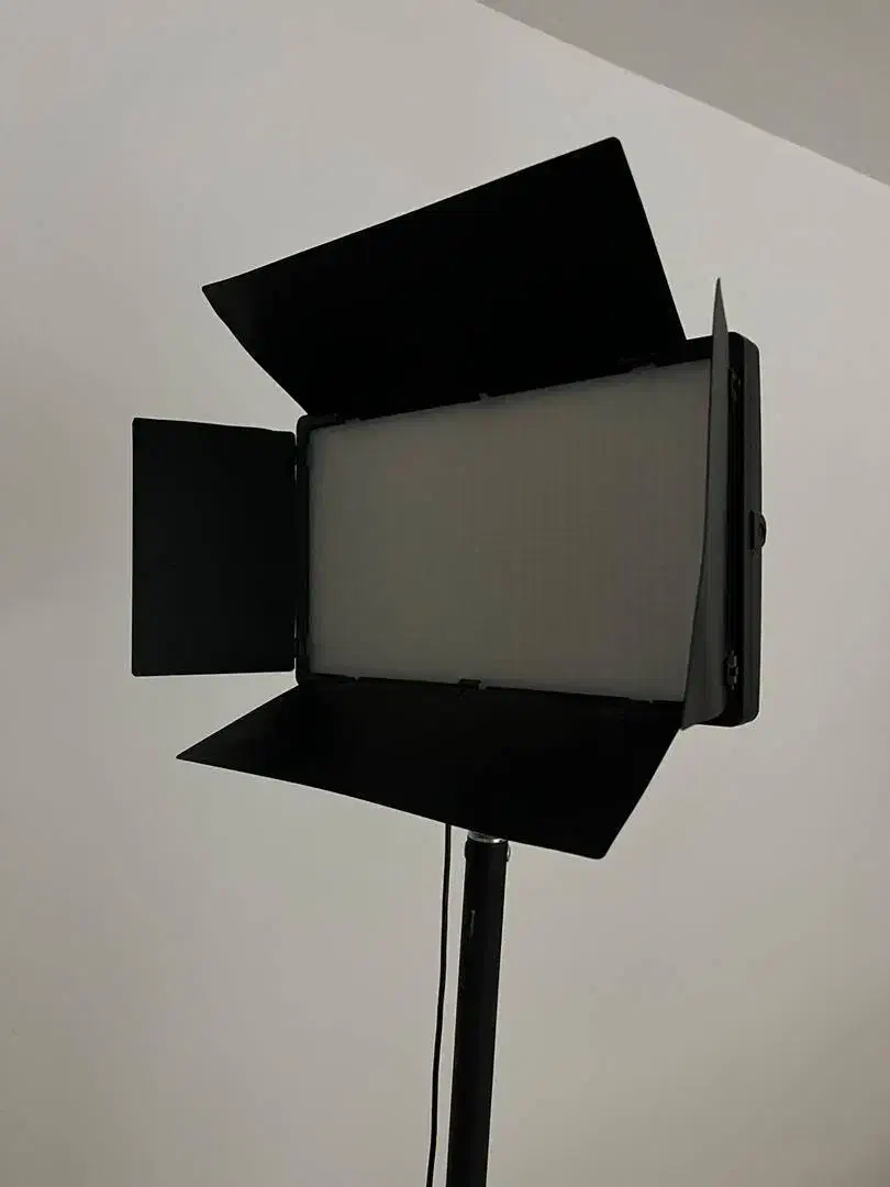 نور ثابت ال ای دی سالم در حد نو|صوتی و تصویری|فریدونکنار, |دیوار