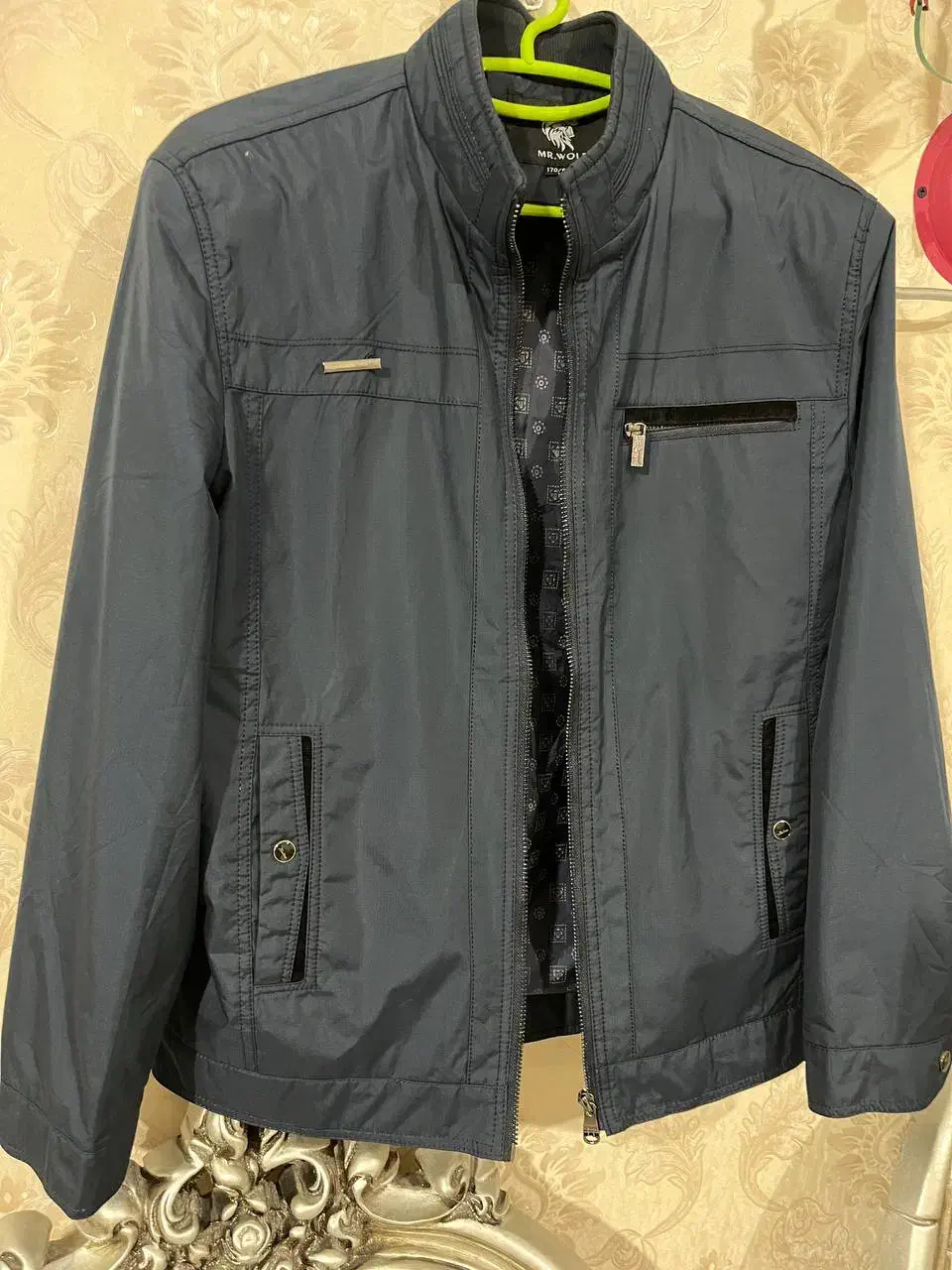 کاپشن|لباس|اسلامآباد غرب, |دیوار