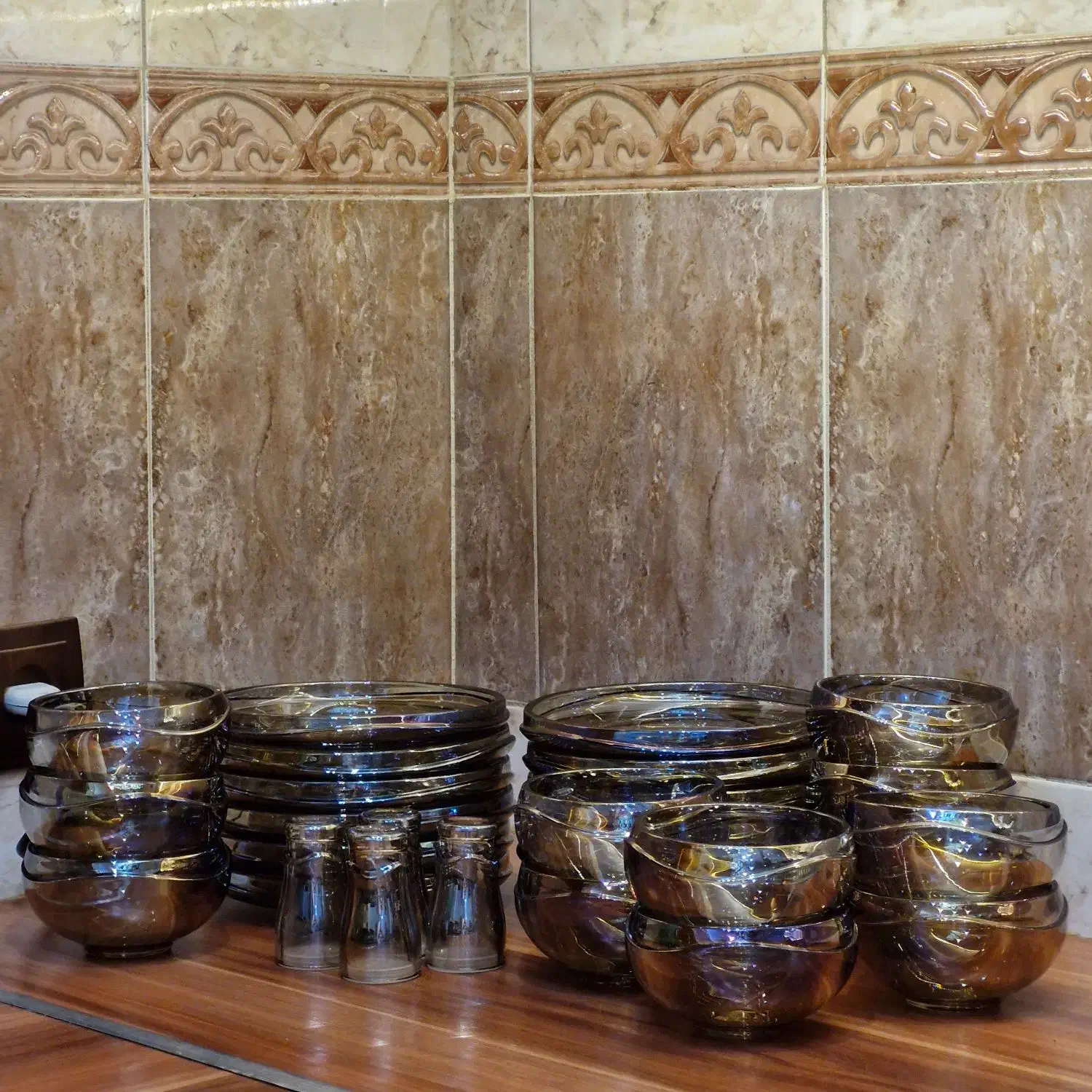 ظرف پذیرایی کریستال ارغوانی مورا|ظروف سرو و پذیرایی|کرج, شاهین‌ویلا|دیوار