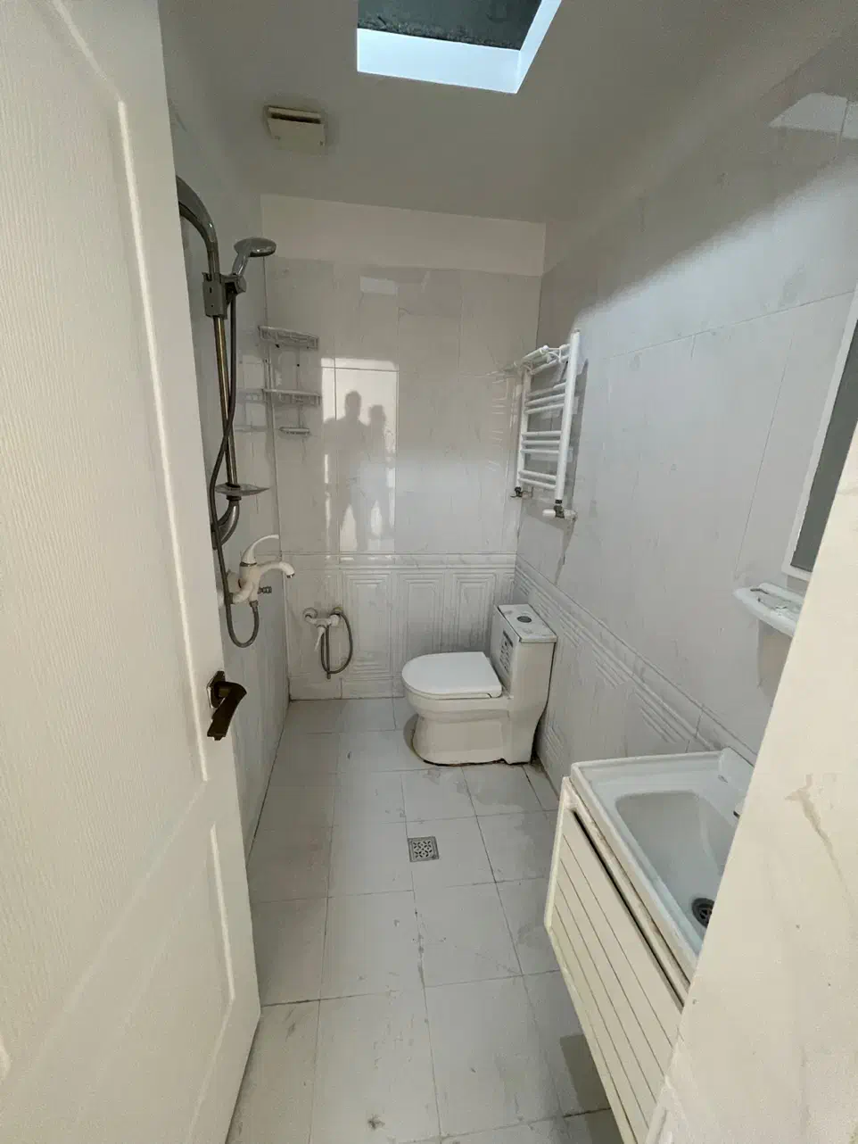 ۱۲۵ متر ۲پارکینگ بین سوم و چهارم ۵ساله پرده خور