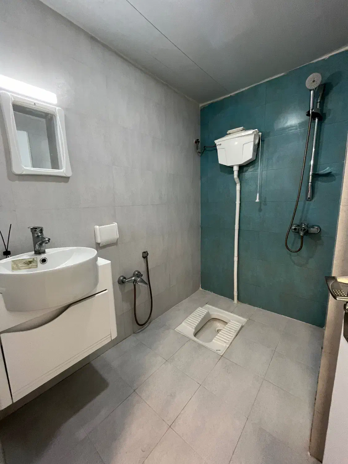 واحد اداری حاشیه خیابان آزادی|فروش دفتر کار، اتاق اداری، مطب|بجنورد, |دیوار