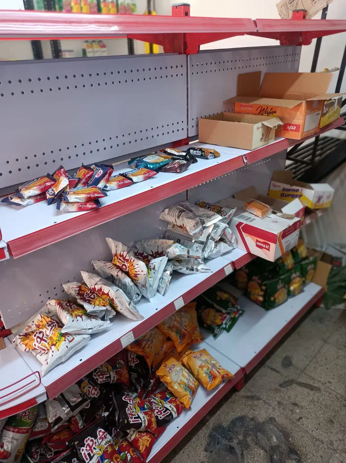 قفسه فروشگاهی درحد نو|فروشگاه و مغازه|تهران, شهید رجایی|دیوار