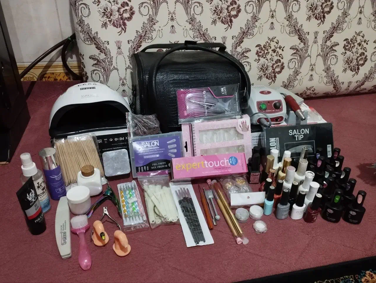 حراج وسایل کامل کاشت ناخن|آرایشی، بهداشتی، درمانی|خرمآباد, |دیوار