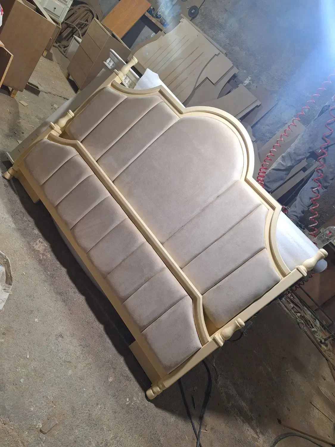 سرویس خو ا ب لارا|تخت و سرویس خواب|باغستان, |دیوار