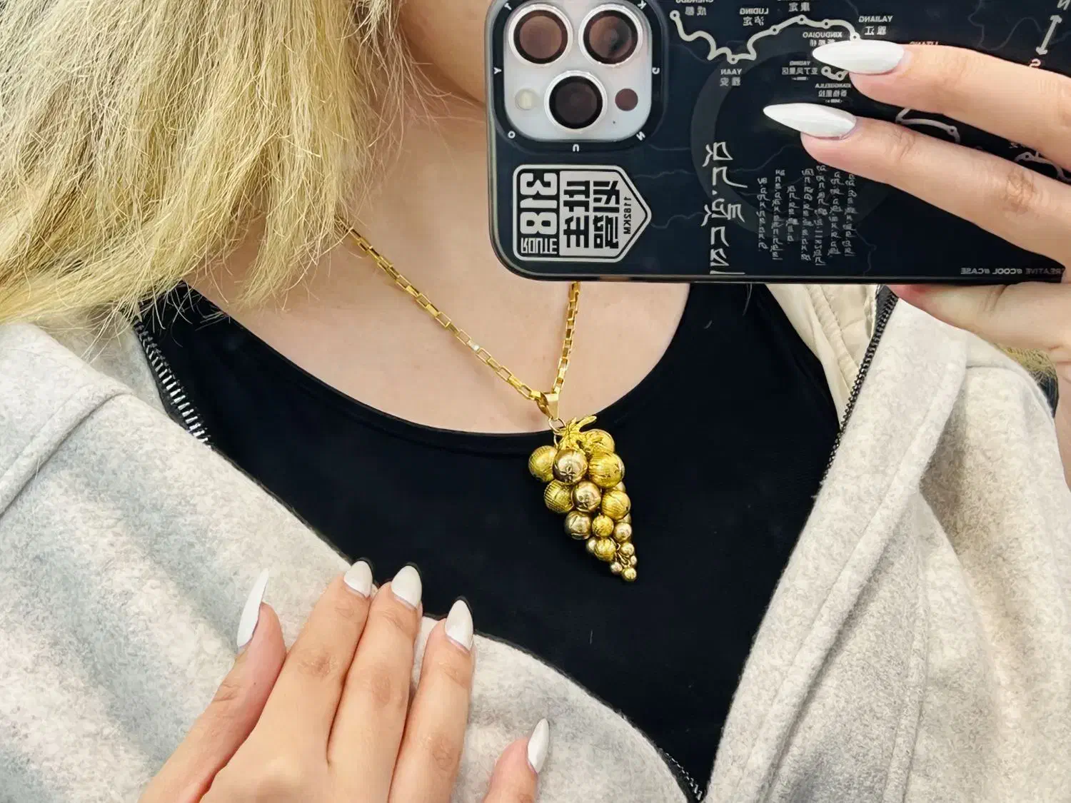 پلاک خوشه انگور طلا|جواهرات|یاسوج, |دیوار