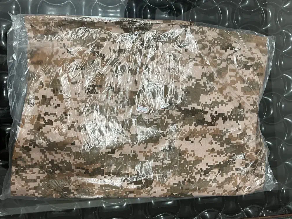 لباس و پوتین نظامی خاکی|لباس|پاکدشت, حصار امیر|دیوار